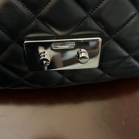 MK - Picture 8 of 15